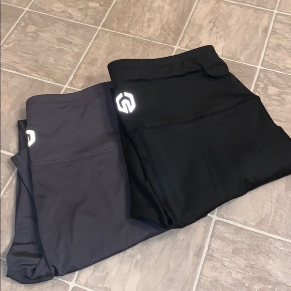 Pants - Sports Wear Black Gray Leggings XL with pockets